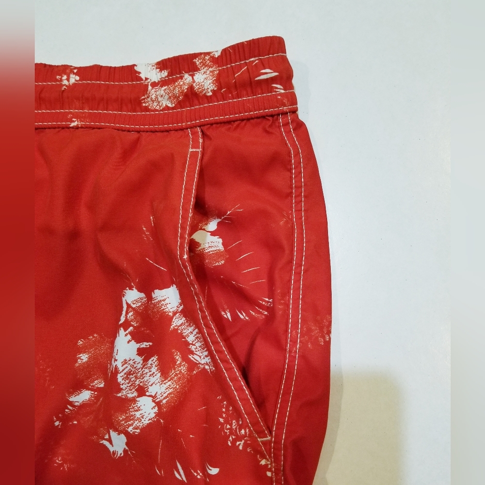 TOMMY BAHAMA RELAX Chili Pepper Red & White Splash Swimsuit Trunks Sz L - Picture 5 of 14